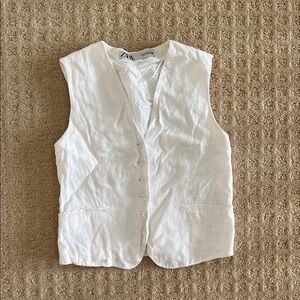 Zara Ivory Sleeveless Button-Up Vest
